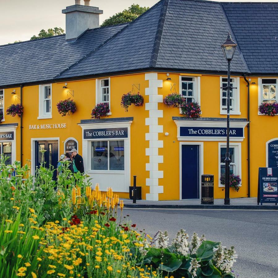 The Wyatt Hotel Westport Exteriér fotografie